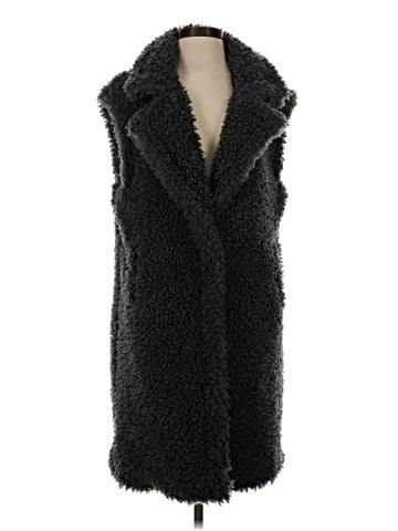 Liz Claiborne Faux Fur Vest (view 1)