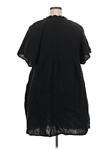 Old Navy Short Sleeve Blouse (view 2)