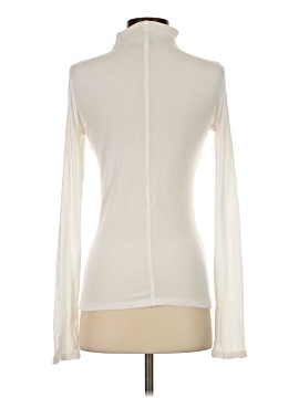 Vince. Long Sleeve Turtleneck (view 2)