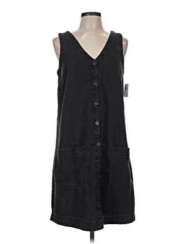 Old Navy Casual Dress (view 1)