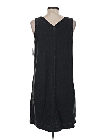 Old Navy Casual Dress (view 2)