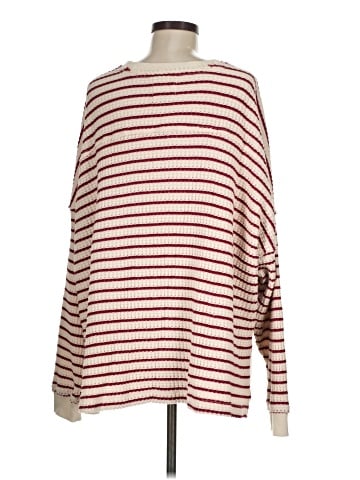 American Eagle Outfitters Pullover Sweater (view 2)