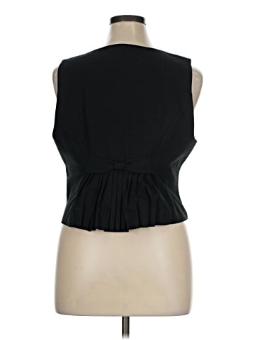 Elle Vest (view 2)