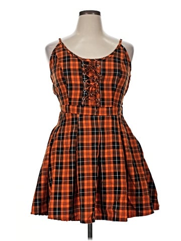 Hot Topic Casual Dress (view 1)