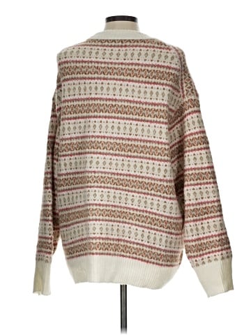 American Eagle Outfitters Pullover Sweater (view 2)