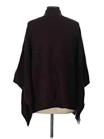 oasis Poncho (view 2)