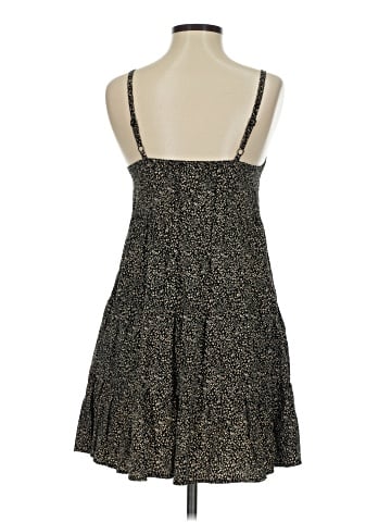 Old Navy Casual Dress (view 2)
