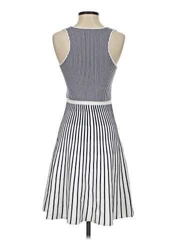 Banana Republic Casual Dress (view 2)