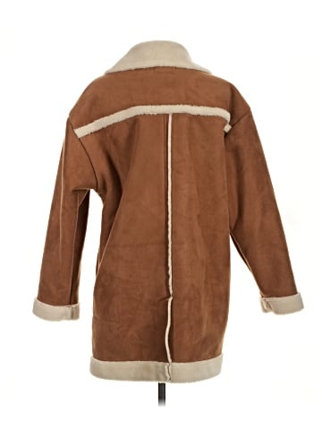 Universal Thread Coat (view 2)