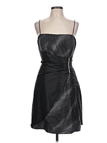 Blondie Nites Cocktail Dress (view 1)