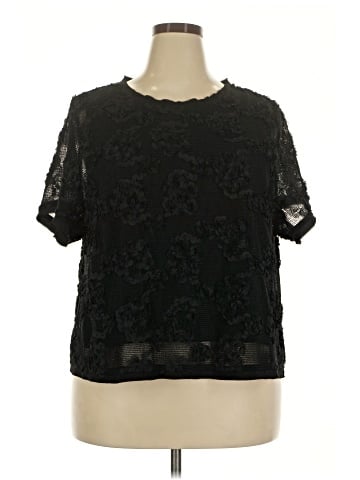 City Chic Short Sleeve Top (view 1)