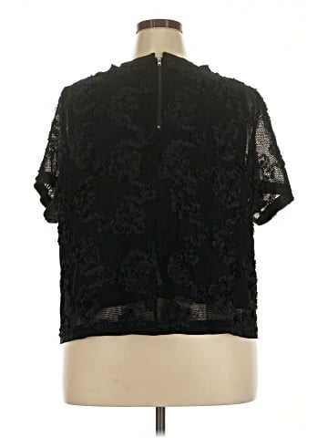 City Chic Short Sleeve Top (view 2)