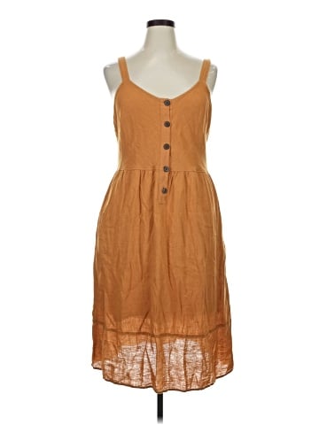 Universal Thread Casual Dress (view 1)