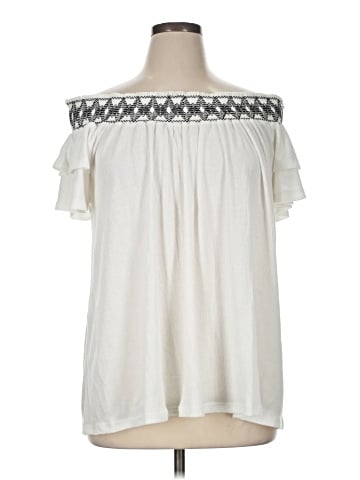 Signature Studio Short Sleeve T-Shirt (view 1)