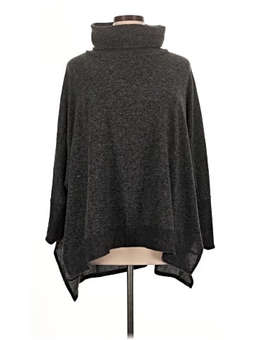 Zenana Poncho (view 1)