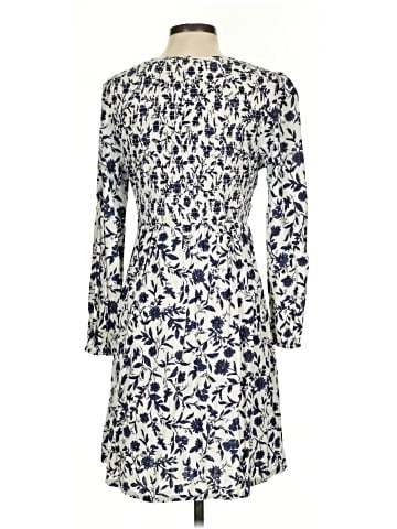 Old Navy Casual Dress (view 2)