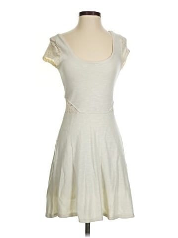 American Eagle Outfitters Casual Dress (view 1)