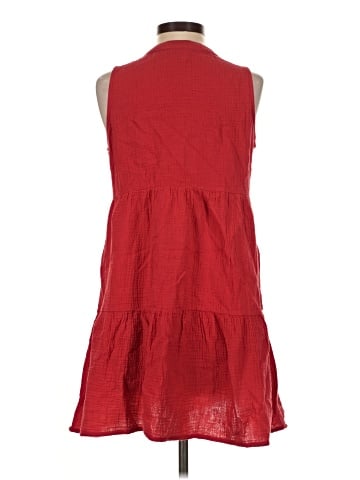 Saks Fifth Avenue Casual Dress (view 2)