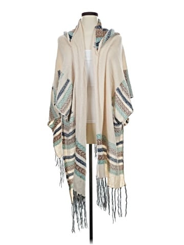 Easel Poncho (view 1)
