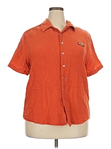 Target Short Sleeve Button-Down Shirt (view 1)