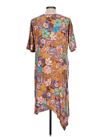 LOGO by Lori Goldstein Casual Dress (view 2)