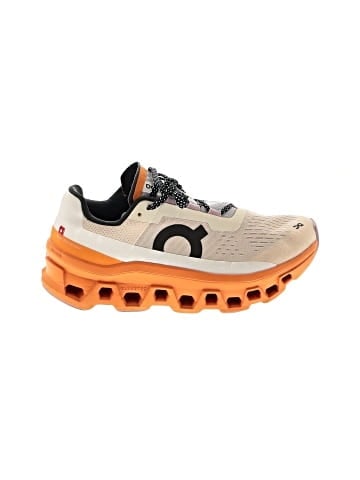 On Cloud Sneakers (view 1)