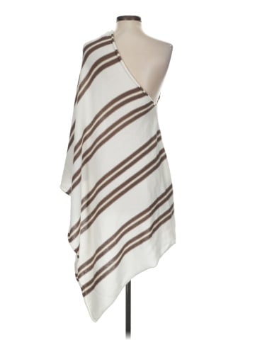 Indigenous Poncho (view 2)