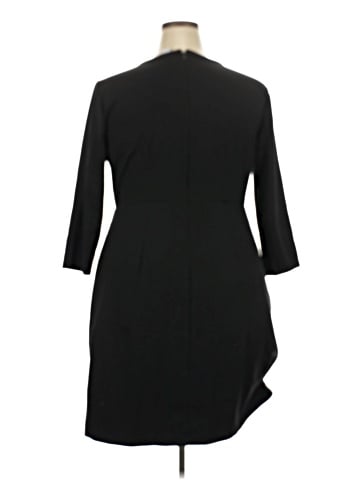 Old Navy Casual Dress (view 2)