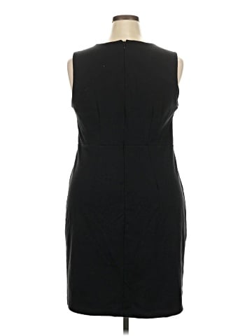 Old Navy Casual Dress (view 2)