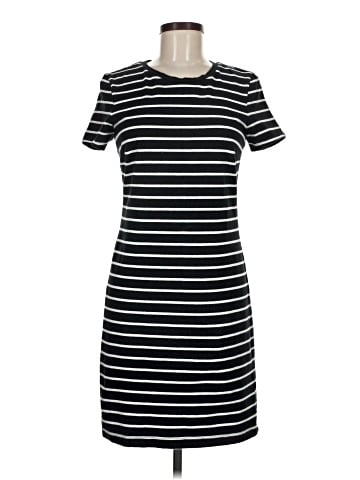 Old Navy Casual Dress (view 1)