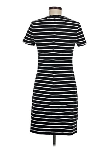 Old Navy Casual Dress (view 2)