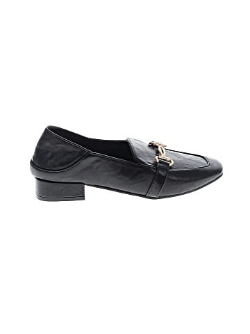Unbranded Flats (view 1)
