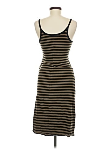 Old Navy Casual Dress (view 2)