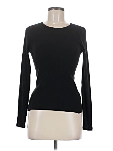 Old Navy Long Sleeve T-Shirt (view 1)