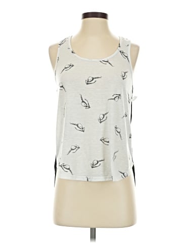 One Clothing Tank Top (view 1)