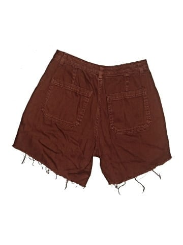 Universal Thread Cargo Shorts (view 2)