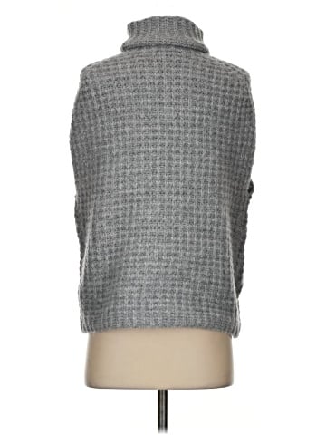 John & Jenn Sleeveless Turtleneck (view 2)