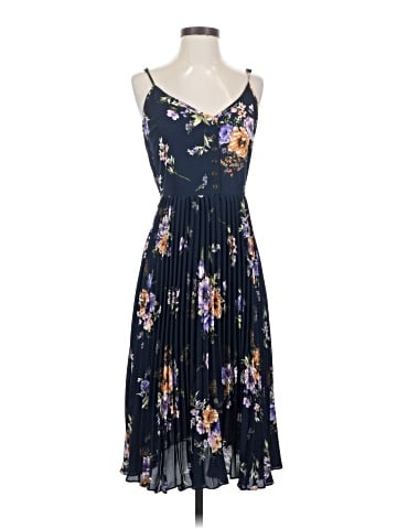Xhilaration Cocktail Dress (view 1)
