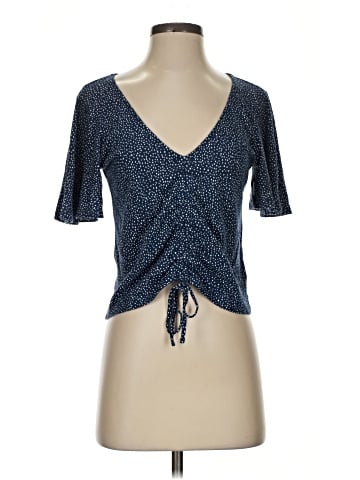 Express Outlet Short Sleeve Top (view 1)