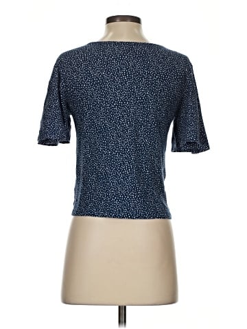 Express Outlet Short Sleeve Top (view 2)