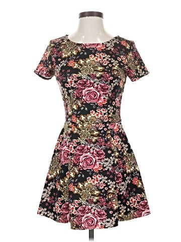 Forever 21 Casual Dress (view 1)