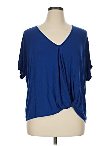 Bobeau Short Sleeve Top (view 1)