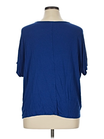 Bobeau Short Sleeve Top (view 2)