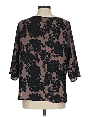 Paper Crown 3/4 Sleeve Blouse (view 2)