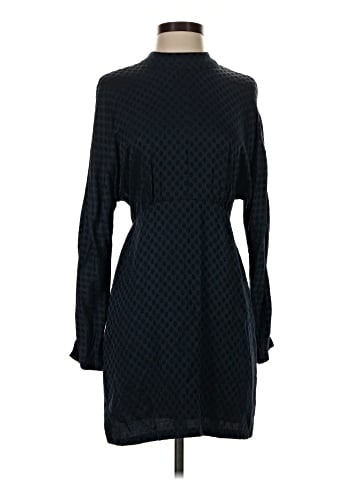 Trafaluc by Zara Casual Dress (view 1)