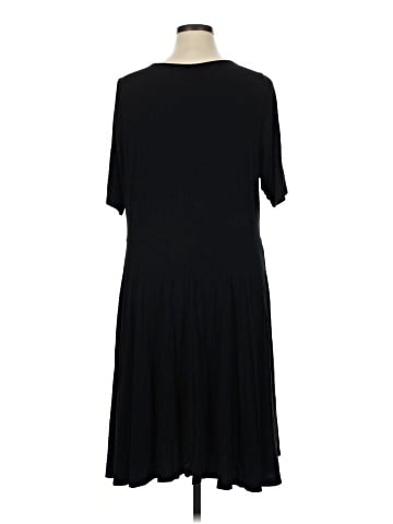 Ava & Viv Casual Dress (view 2)