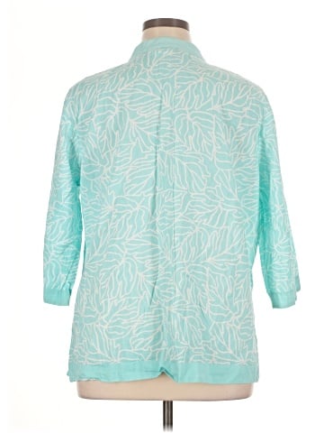 North Style 3/4 Sleeve Blouse (view 2)