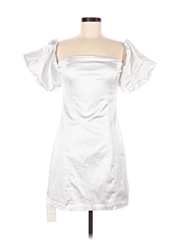 Abercrombie & Fitch Cocktail Dress (view 1)