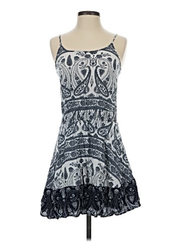 Hem & Thread Casual Dress (view 1)