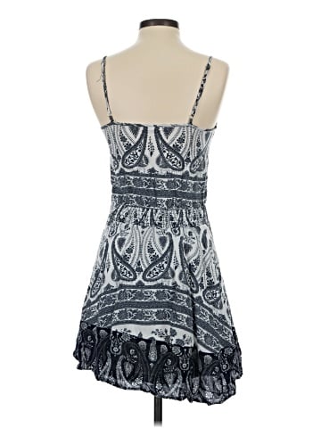 Hem & Thread Casual Dress (view 2)